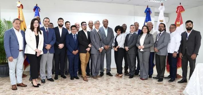 Chile, Perú y Ecuador comparten con República Dominicana información sobre minería artesanal