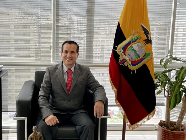 Julián Agurto es el nuevo Gerente General de la Empresa Nacional Minera